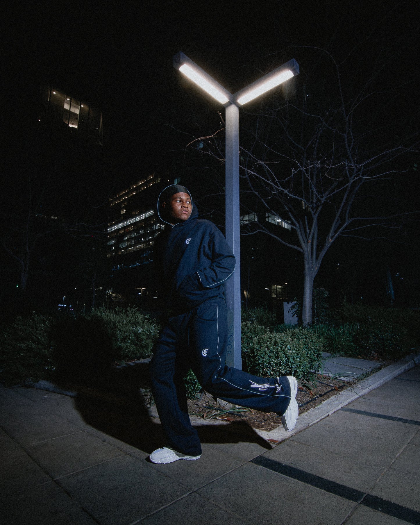 Buzo reflectante azul oscuro